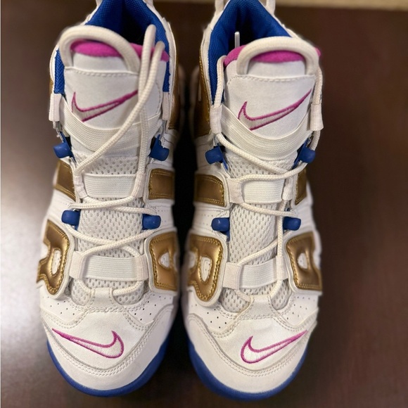Nike Uptempo Sneakers with Gold and Blue Accents - Picture 4 of 9